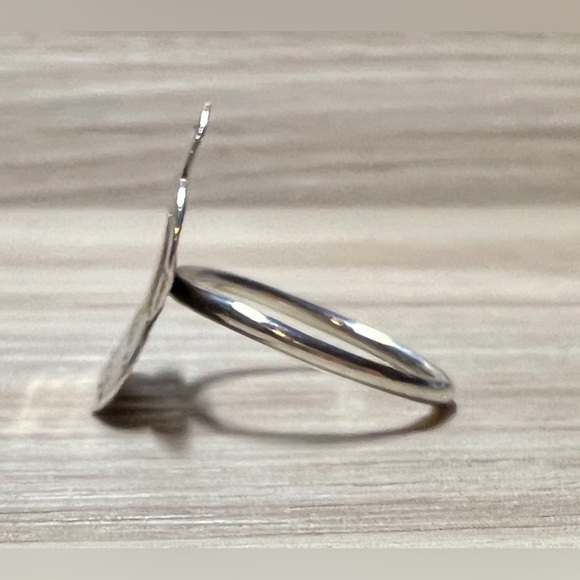 Retro Designer Sterling Silver & Gold Modernist Textured Flower Ring, Size 8 - Picture 2 of 10